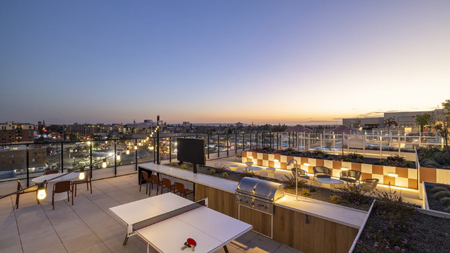property at 2722 S Figueroa St