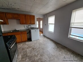 50 Clark St, Unit 2 in Everett, MA - Building Photo - Building Photo