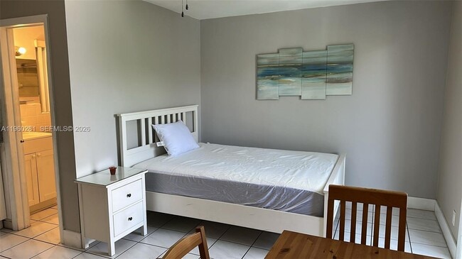 90 Isle of Venice Dr