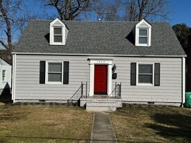 1839 Sherwood Rd in Petersburg, VA - Building Photo
