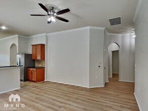 5833 Zachary Scott St in Austin, TX - Building Photo - Building Photo