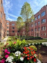 1337 W Estes Ave in Chicago, IL - Building Photo