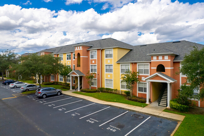 Palms Villa Residences in Orlando, FL - Foto de edificio - Building Photo