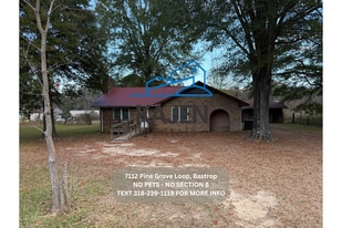 7112 Pine Grove Loop Rd in Bastrop, LA - Building Photo