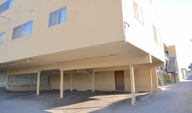 Virgil Village Apartments in Los Angeles, CA - Building Photo - Building Photo