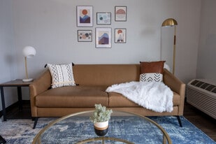 2301 Ingersoll Ave in Des Moines, IA - Building Photo