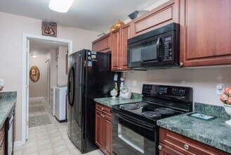 3505 Tremonte Cir in Rochester, MI - Building Photo - Building Photo