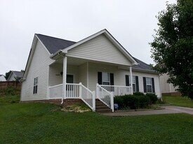 1608 Kay St in Greensboro, NC - Building Photo