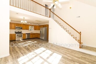 1004 Roselawn Dr in Chattanooga, TN - Foto de edificio - Building Photo