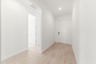 2037 Fuchsia Pl NW in Palm Bay, FL - Building Photo - Building Photo