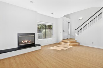 466 Mountain Laurel Ct in Mountain View, CA - Building Photo - Building Photo