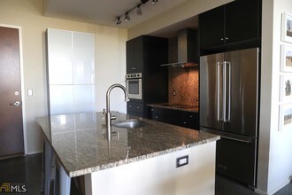 130 Arizona Ave NE-Unit -304 in Atlanta, GA - Building Photo - Building Photo