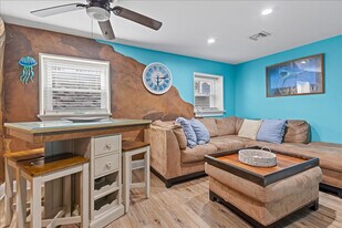 16 S Nashville Ave in Ventnor City, NJ - Building Photo