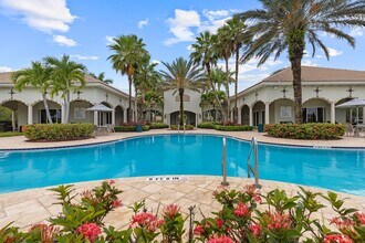 1452 NW Leonardo Cir in Port St. Lucie, FL - Building Photo - Building Photo