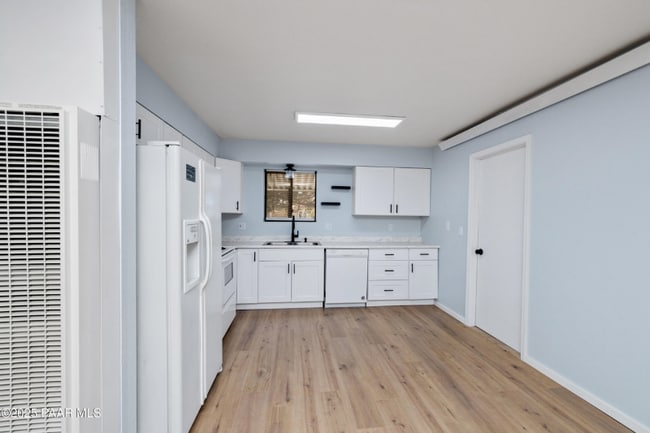 7869 Spouse Dr in Prescott Valley, AZ - Building Photo - Building Photo