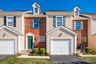 6510 Ash Rock Cir in Westerville, OH - Building Photo