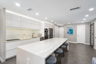 2938 Sea Oats Cir in Daytona Beach, FL - Building Photo - Building Photo