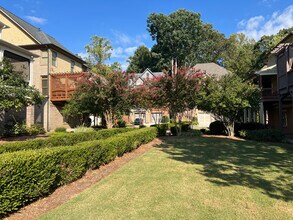 7955 Magnolia Sq in Atlanta, GA - Building Photo - Building Photo