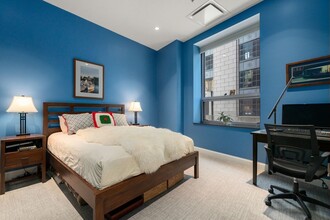 2 Charles St, Unit 21 in Boston, MA - Building Photo - Building Photo