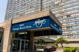 4800 S Chicago Beach Dr, Unit 2714 in Chicago, IL - Building Photo