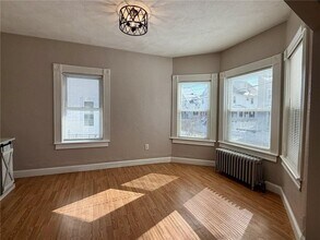 199 Morris Ave in Pawtucket, RI - Building Photo - Building Photo