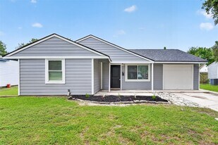 3808 Sherbrook Rd in Pasadena, TX - Building Photo