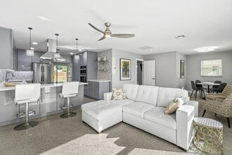 1004 Stillwater Dr, Unit 66 in Jupiter, FL - Building Photo - Building Photo