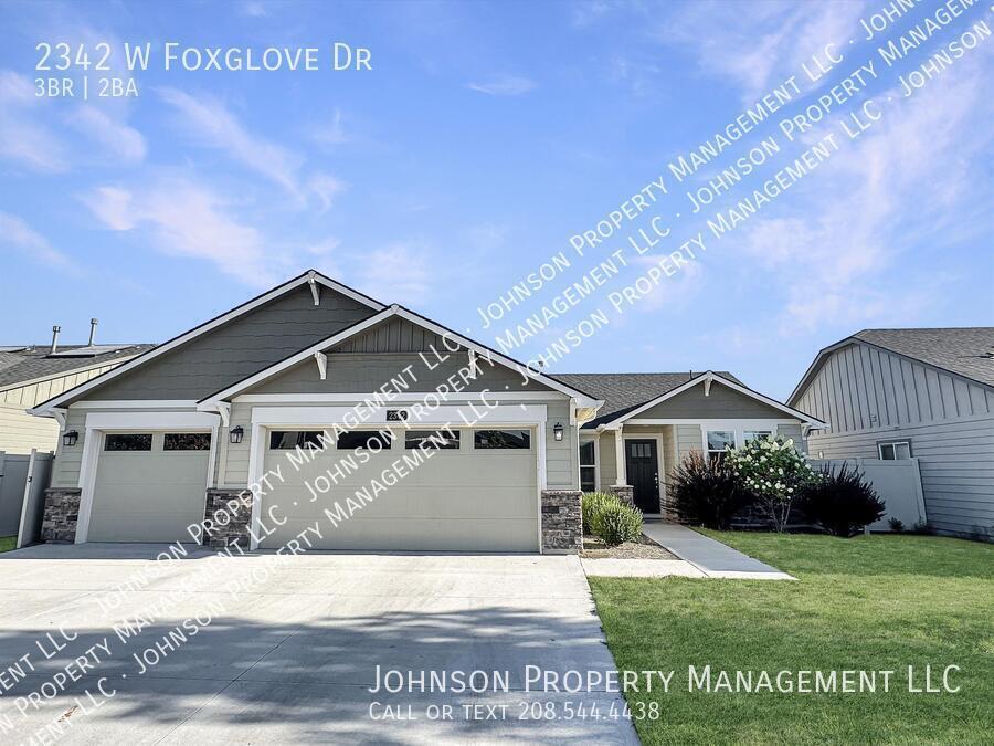 2342 W Foxglove Dr in Nampa, ID - Building Photo