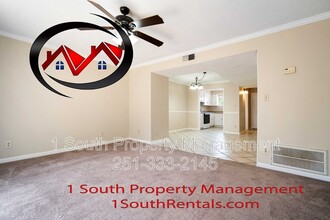 6527 Old Shell Rd in Mobile, AL - Building Photo - Building Photo