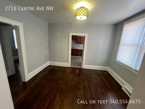 2716 Centre Ave NW in Roanoke, VA - Building Photo - Building Photo