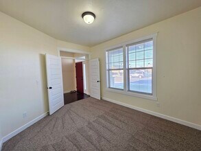 4015 St Paul Ln in Pasco, WA - Building Photo - Building Photo