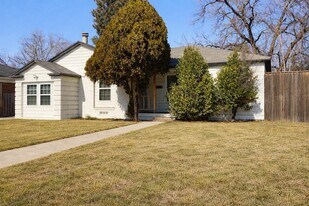 2512 31st St in Lubbock, TX - Building Photo