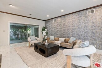 11410 Canton Dr in Los Angeles, CA - Building Photo - Building Photo