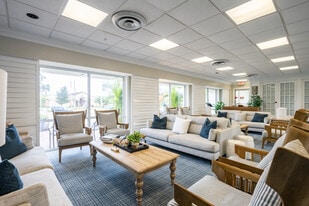 Serenity Towers on the St. Johns in Sanford, FL - Building Photo