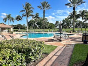11775 St Andrews Place, Unit 105 in Wellington, FL - Building Photo - Building Photo