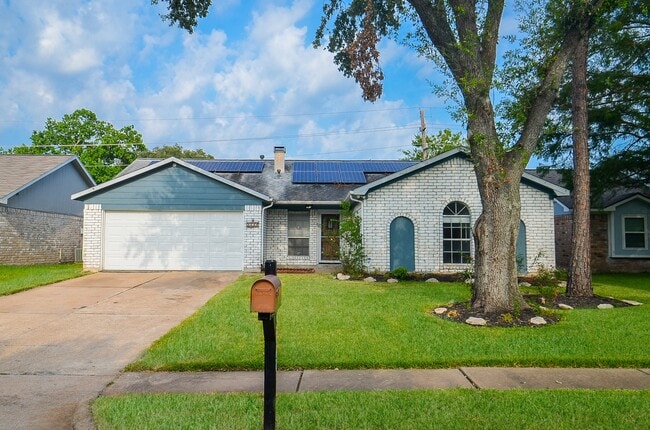 property at 3722 Brier Gardens Dr