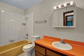 Arbor Pointe in Anchorage, AK - Building Photo - Building Photo