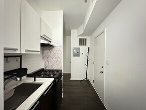 5054 N Winthrop Ave in Chicago, IL - Building Photo - Building Photo