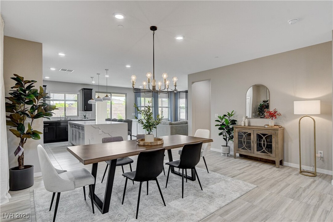12131 Arrebol Ave in Las Vegas, NV - Building Photo