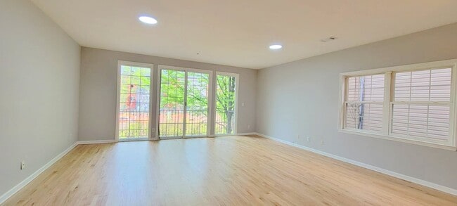 175-177 Manchester Pl, Unit Fl2 in Newark, NJ - Building Photo - Building Photo