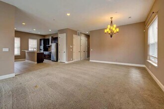 6416 Cates Ave in University City, MO - Building Photo - Building Photo