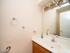 2515 Ravine St, Unit 2515 in Cincinnati, OH - Building Photo - Building Photo