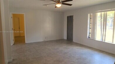 1910 NW 195th St in Miami Gardens, FL - Building Photo - Building Photo