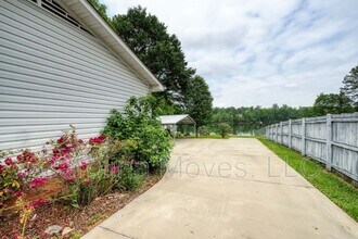 1760 Memorial Dr Ext in Greer, SC - Building Photo - Building Photo