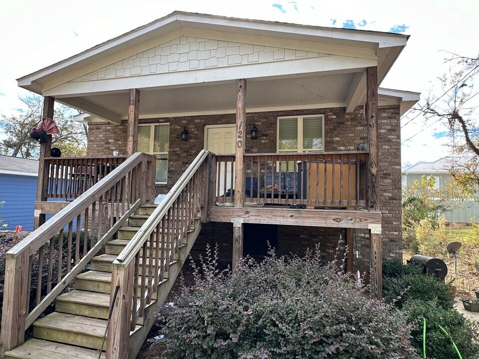 120 Pearl St in Athens, GA - Building Photo