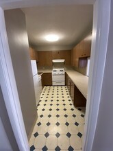 200 Mountain Ave, Unit 09 in Malden, MA - Building Photo - Building Photo