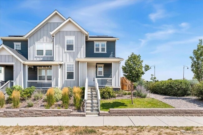 property at 1900 Shoshone Pl
