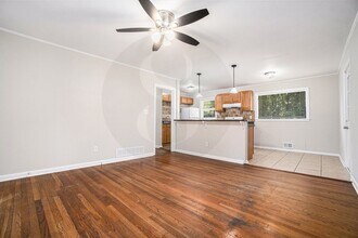 3866 Cedar Dr in Marietta, GA - Building Photo - Building Photo