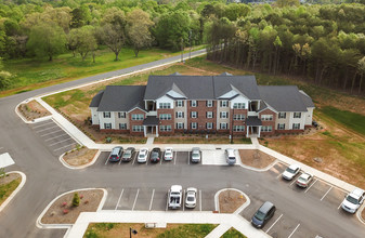 Highland Park in Hickory, NC - Foto de edificio - Building Photo