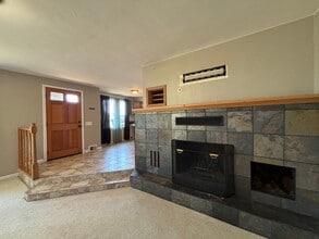 3604 Madrona St in Bremerton, WA - Building Photo - Building Photo